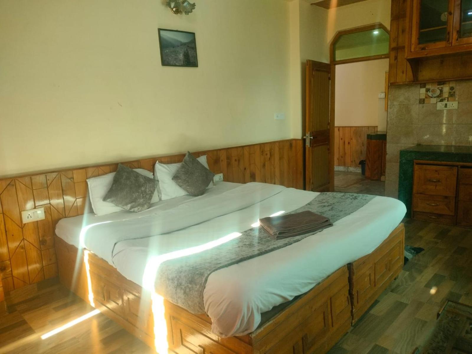 Govind Royal Stay Manāli Dış mekan fotoğraf