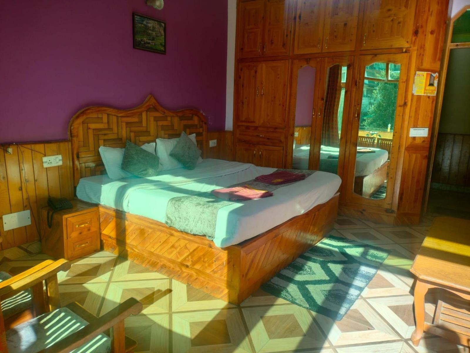 Govind Royal Stay Manāli Dış mekan fotoğraf